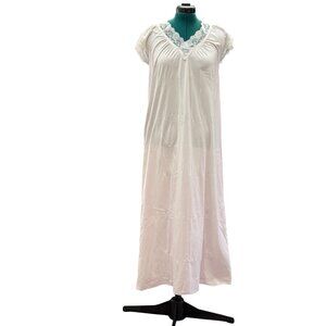 Vintage Lady Cameo Dallas Long White Nightgown With Lace Trim Size M